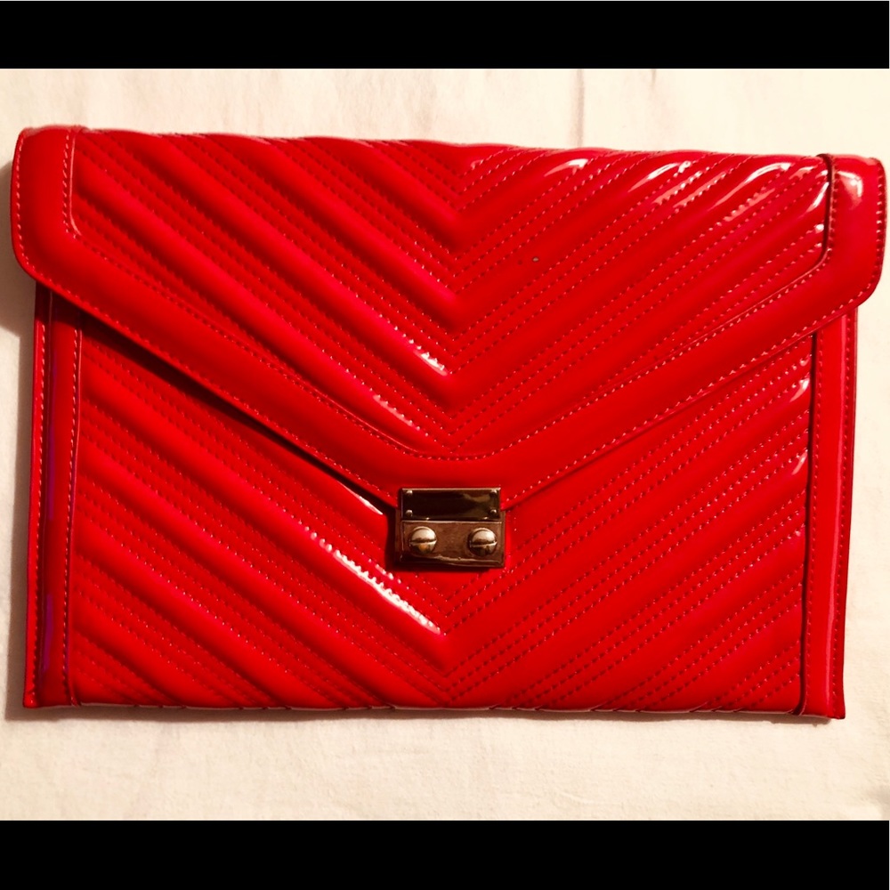 BCBG Génération Red Patent envelope shiny ribbed Leather Clutch